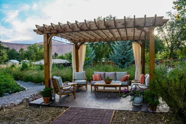 Patio sous pergola